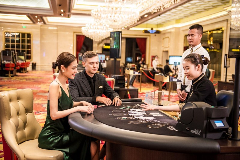 Nhiều người chơi thường tò mò casino Phú Quốc có gì thú vị